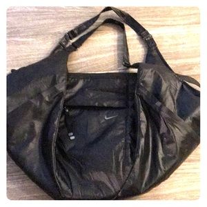 Nike women’s workout bag